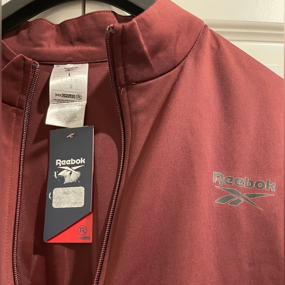Reebok Other - Reebok Men's Burgundy Windbreaker